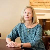 Catherine Lewis La Torre