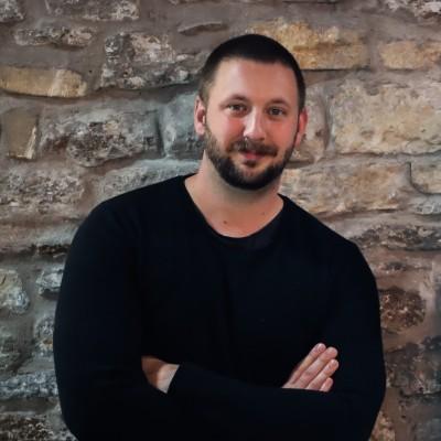 Tom Eyre | LOQBOX | Fintech Finance
