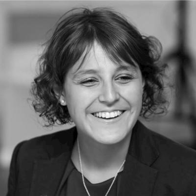 Emily Thomas | Consumer PR Lead at Klarna | Fintech Finance