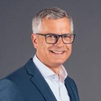 Franz Reiner | Chairman of the Management Board of Daimler Mobility AG | Fintech Finance