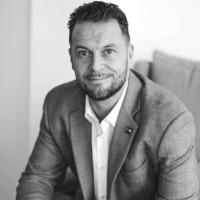 Richard Lynch | Managing Director of Suits Me | Fintech Finance