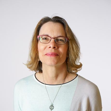  Alenka Grealish | Senior Corporate Banking Analyst at Celent | Fintech Finance