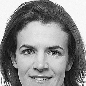 Alisa Valderrama | Co-founder and CEO at FutureProof Technologies | Fintech Finance
