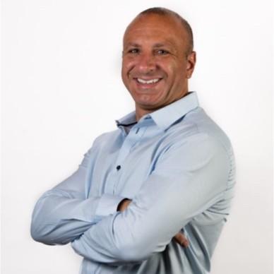 Dave Guarino | Vice President, Global Communications at Wolters Kluwer | Fintech Finance