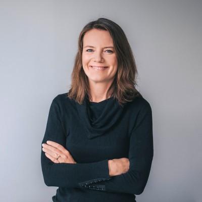 Caroline Mogford | CMO Veriff | Fintech Finance