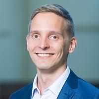 Dr Otto Kari