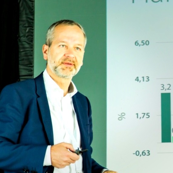 Uwe Weiss