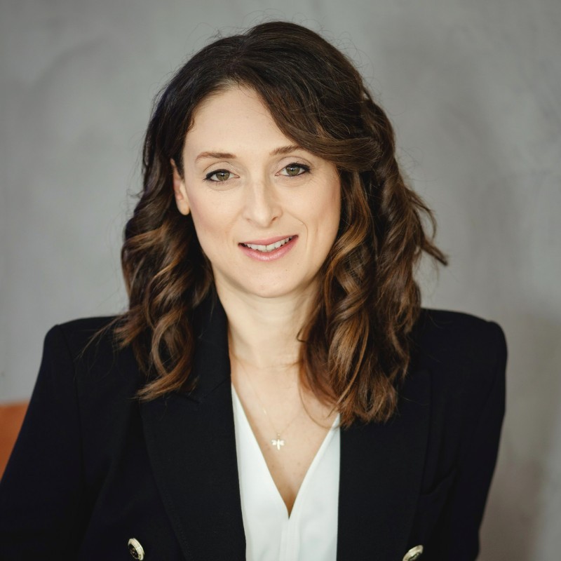 Ayse Moudourou