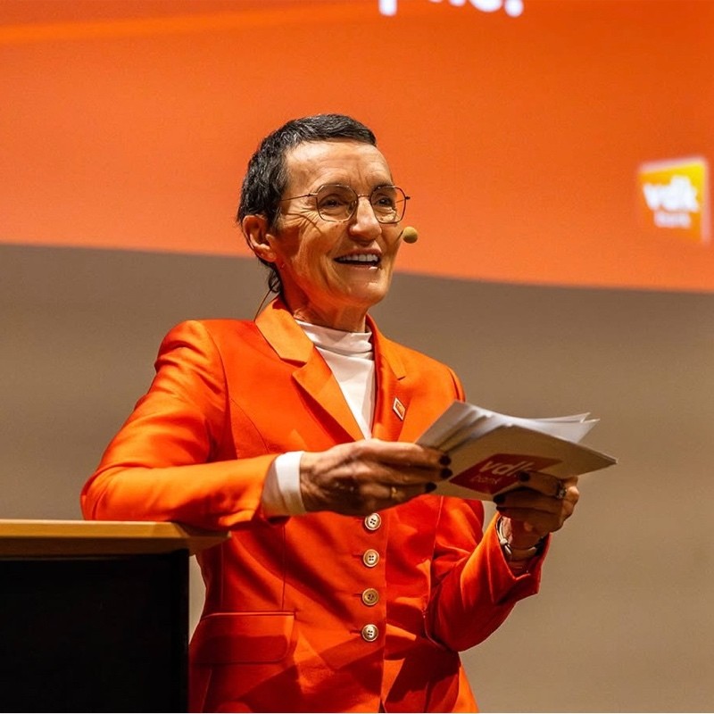 Leen Van den Neste